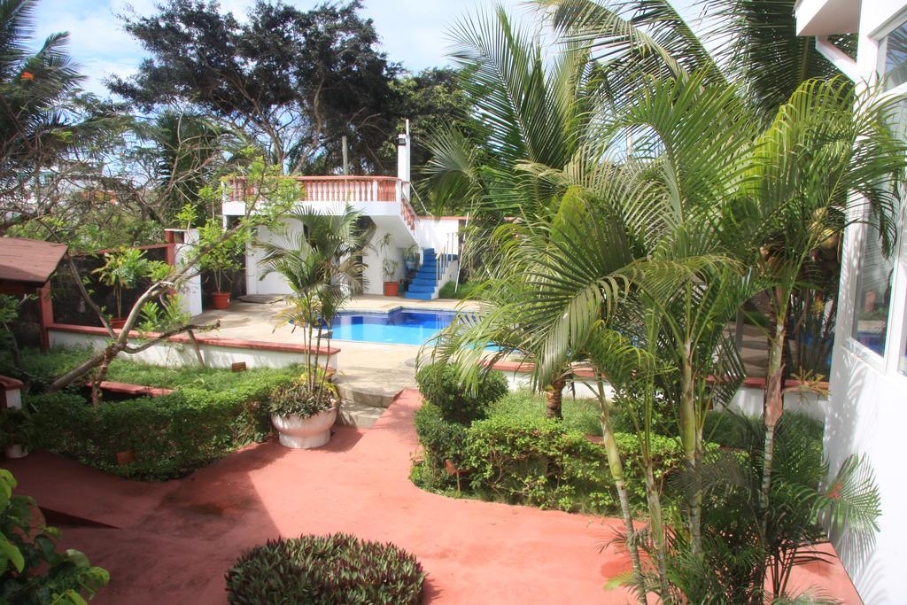 Hotel Dejavu Puerto Ayora  Exteriér fotografie