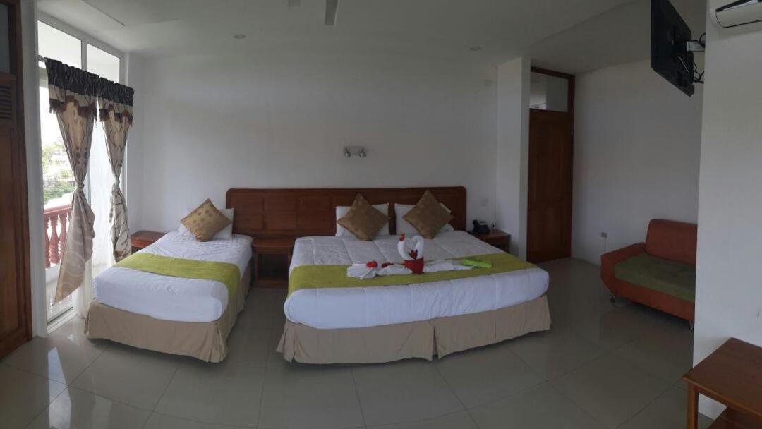 Hotel Dejavu Puerto Ayora  Exteriér fotografie