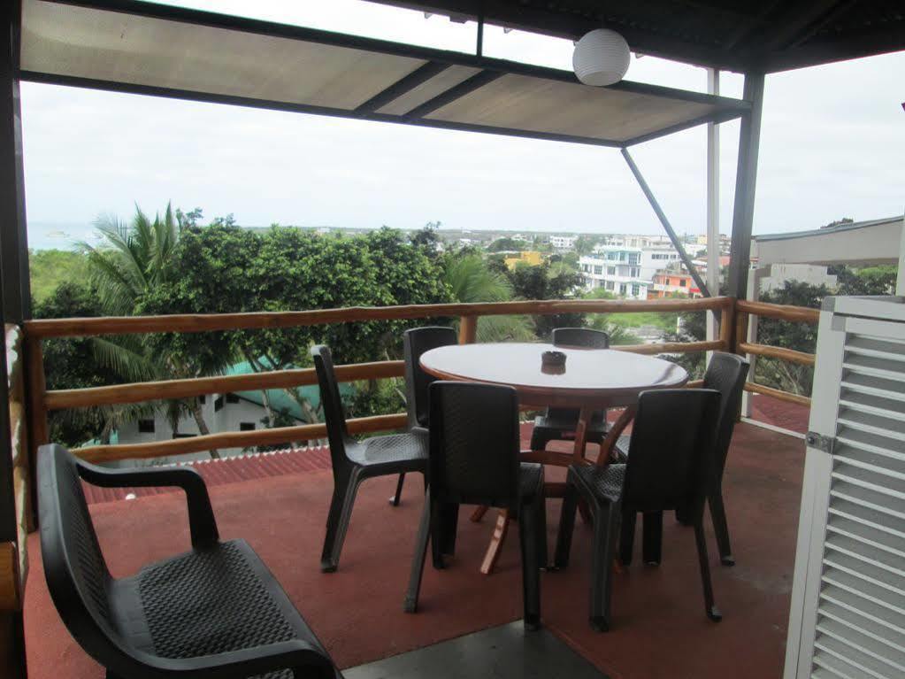Hotel Dejavu Puerto Ayora  Exteriér fotografie
