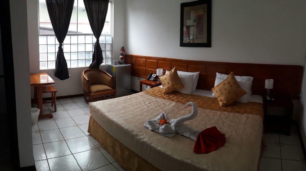 Hotel Dejavu Puerto Ayora  Exteriér fotografie
